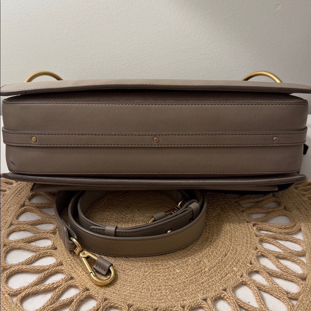 Chloe Roy Tan Satchel Shoulder Bag with Crossbody - Picture 4 of 9